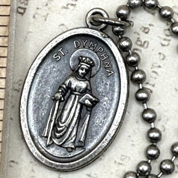 Vintage Old Silver Saint St Dymphna Crown and Sword Religious Medal Necklace - Picture 1 of 9